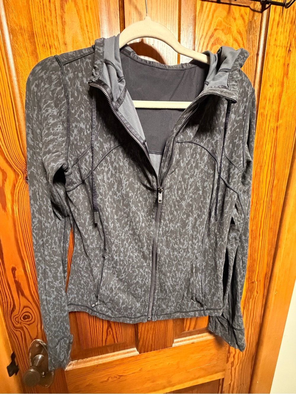lululemon athletica Women's Charcoal Gray Hooded Zip Jacket
